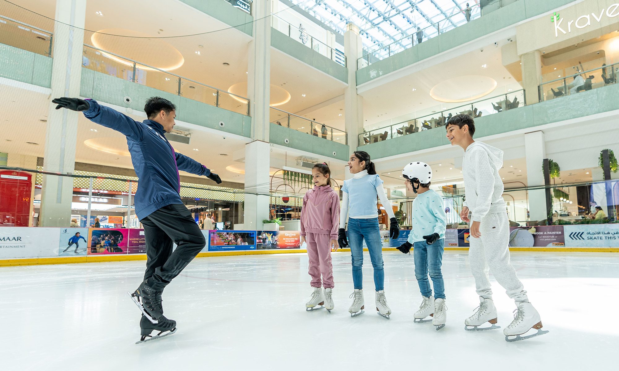 Dubai Ice Rink Skating Academy is back! 